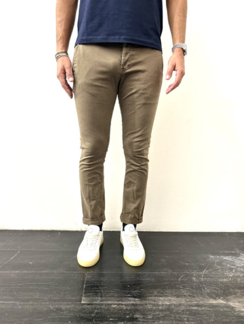 UP439-GSE043X-LS6-DU-W25 723